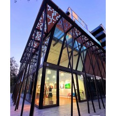 Ringwood高租金回报商铺，极近商场